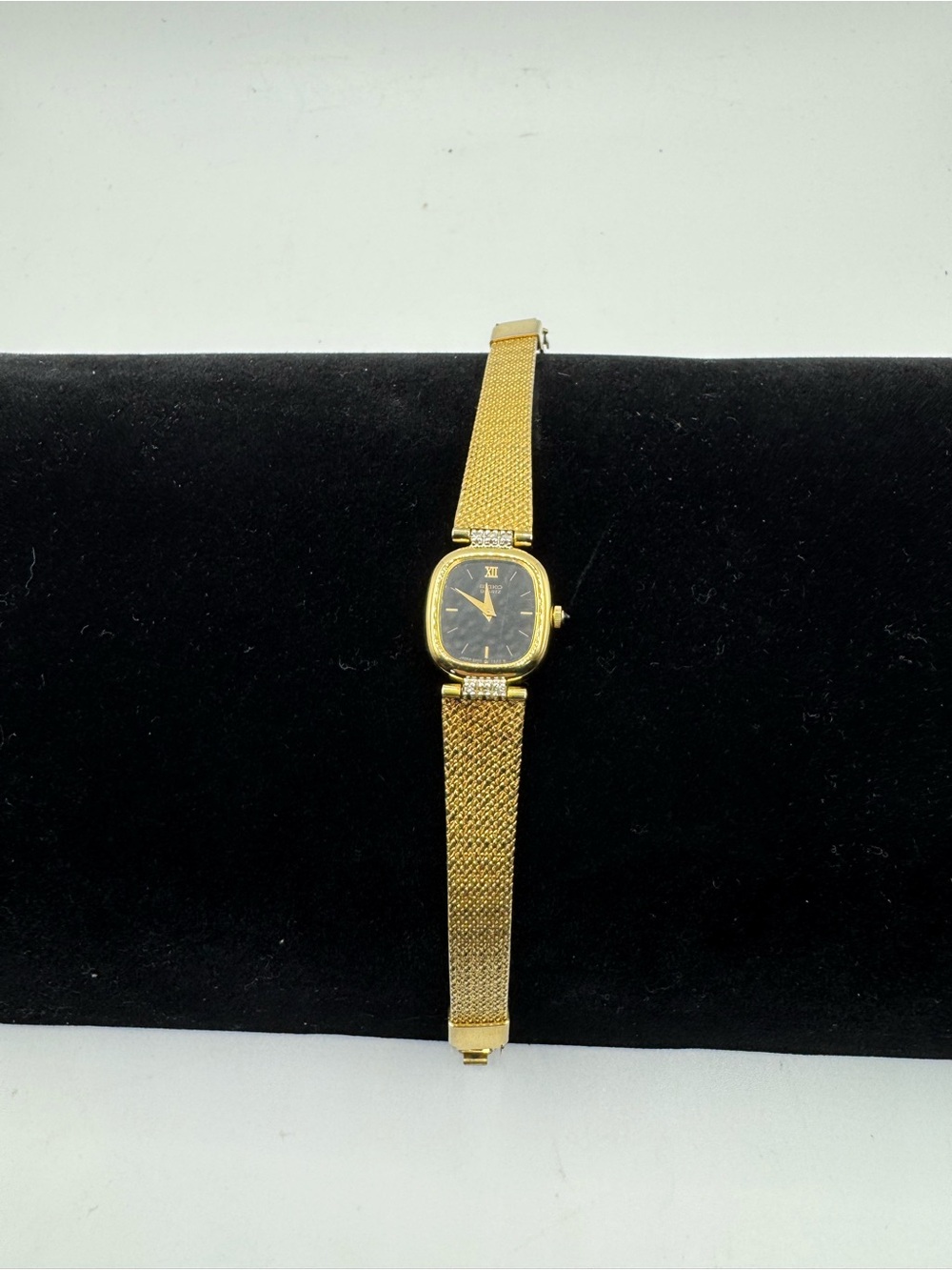 Vintage 1980’s Seiko Ladies Quartz Watch 2Y00-5449